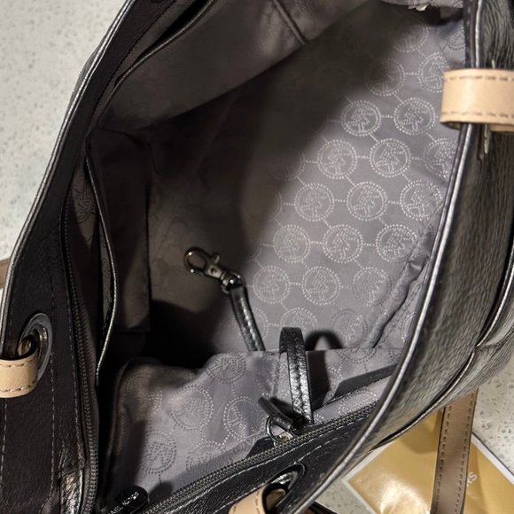 MICHAEL Michael Kors Metallic Silver/Gray Tote Bag - Picture 13 of 17